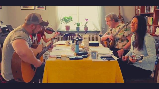 O Markos Ipourgos / Markos Vamvakáris / Greek Rebetiko (feat. Yá Mas) смотреть онлайн
