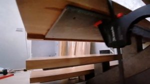 Лестница на монокосоуре, монтаж ступеней