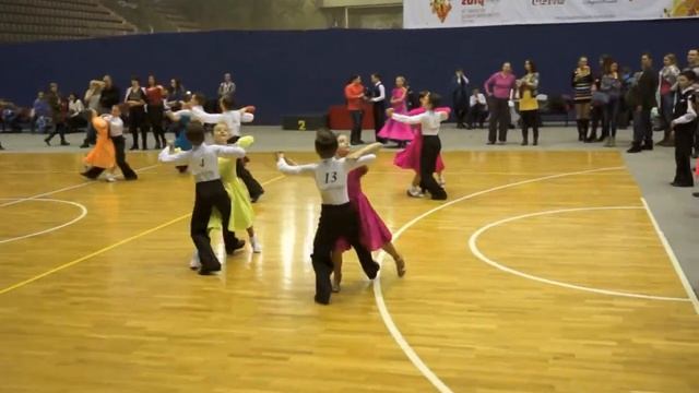 Бальные танцы - Е-класс стандарт смотреть онлайн
