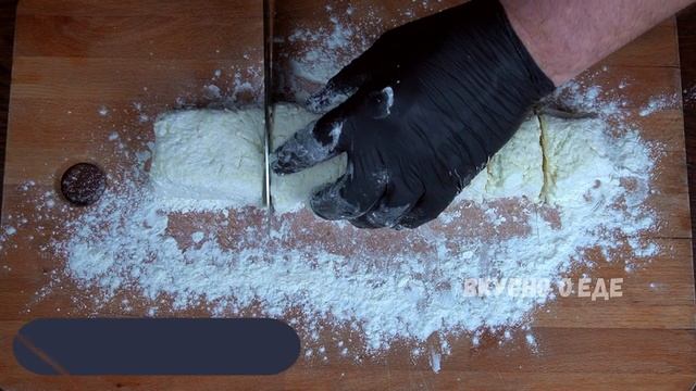 Вкусные СЫРНИКИ из творога. Нежные и пышные. Минимум муки! смотреть онлайн