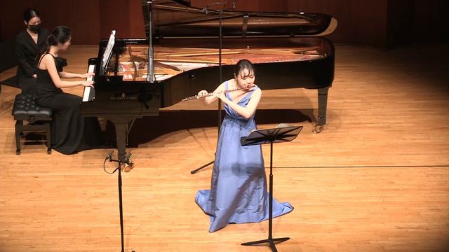 S.Prokofiev: Flute Sonata in D Major, op.94, I. Moderato смотреть онлайн