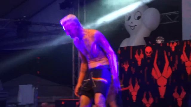 Die Antwoord - Never Le Nkemise 2 @ Magnolia (Milano, IT 23/06/2013) смотреть онлайн