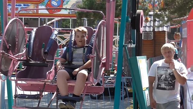 АТТРАКЦИОН ХИП ХОП обзор ТЕСТ КАК ГОТОВЯТСЯ КОСМОНАВТЫ перед полётом в КОСМОС смотреть онлайн