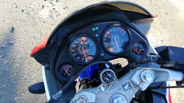 Honda CBR 125 - Review смотреть онлайн
