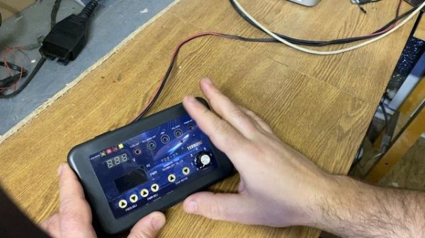 Недорогой, но очень полезный прибор! Inexpensive, but very useful device!