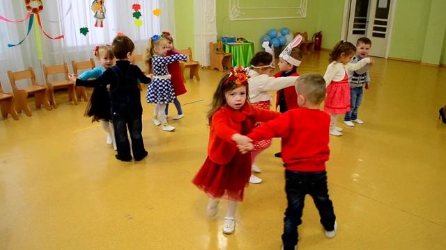 Веселый танец - игра, Праздник Осени, младшая группа № 14 смотреть онлайн