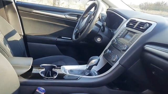 Ford Fusion / 2015год / 2.5литра / 175 л.с. / комплектация SE . смотреть онлайн