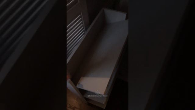 Шкаф с жалюзийными дверьми смотреть онлайн