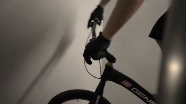 Krystian Herba: The Extreme Cyclist from Poland смотреть онлайн