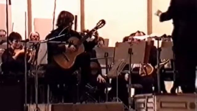 M. Goldort (guitar) plays Aranjuez by J. Rodrigo смотреть онлайн