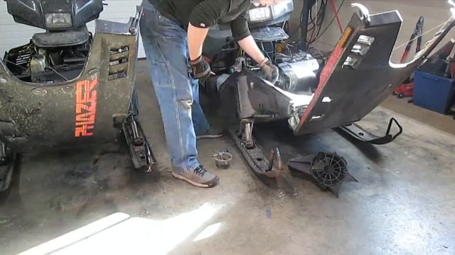 Yamaha Phazer motor swap PART 1 смотреть онлайн