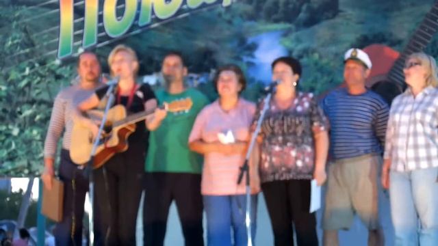 Как много здесь хорошего народа