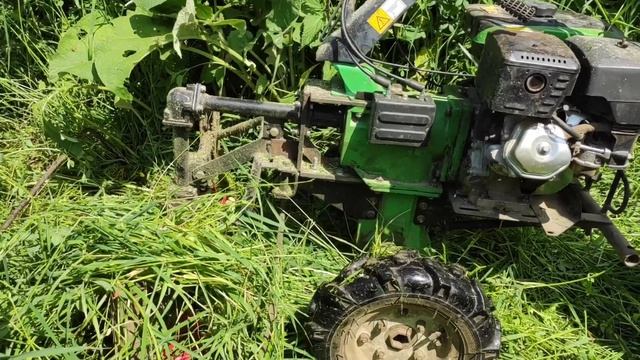 Трава на сено ,,неубиваемой китайской техникой".Китайский мотоблок и китайская косилка. смотреть онлайн