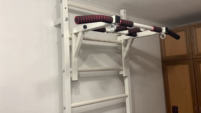 Установка шведской стенки, турник 3 хвата и Брусья-Пресс смотреть онлайн