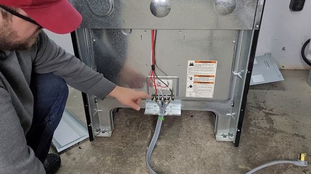 Whirlpool Oven Won't Heat - How to Range Troubleshoot a Whirlpool Oven Not Working смотреть онлайн