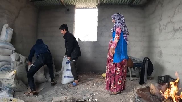 Documentary about the life of the nomads: beautifying the residence смотреть онлайн