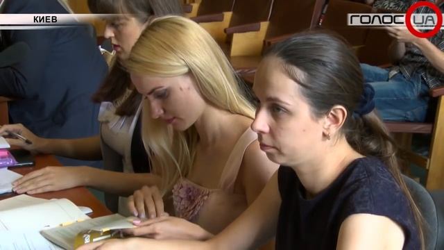 Апелляцию на запрет КПУ суд хочет рассматривать без представителей СМИ смотреть онлайн