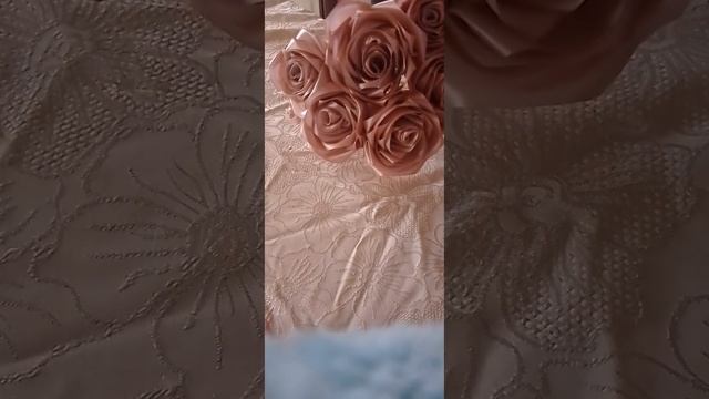 büketlərin yiğlmasi . сборка букета . assembling the bouquet تجميع الباقة смотреть онлайн