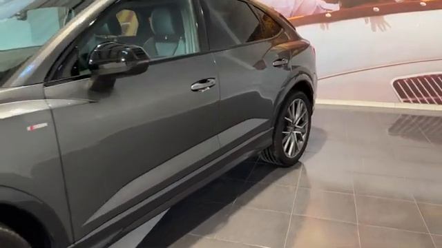 AUDI Q3 SPORTBACK 35TDI BLACK LINE STRONIC смотреть онлайн