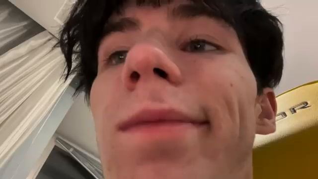 СДЕЛАЛ ПРЕДЛОЖЕНИЕ ДЕВУШКЕ НА 14 ФЕВРАЛЯ *НЕ ПРАНК* смотреть онлайн