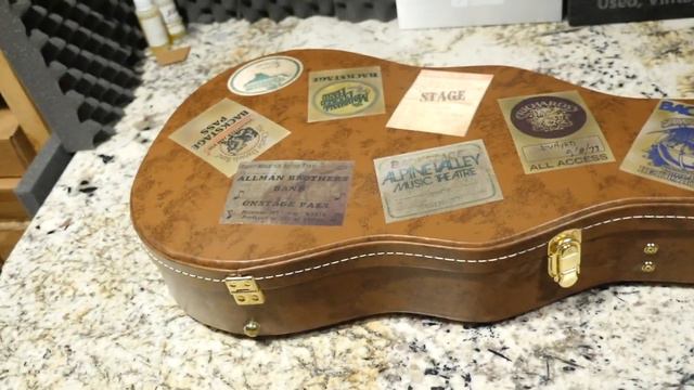 My Haul From a Gibson Employee's Sale | Trogly's Unboxing Vlog #96 Gibson True Historic Les Paul смотреть онлайн