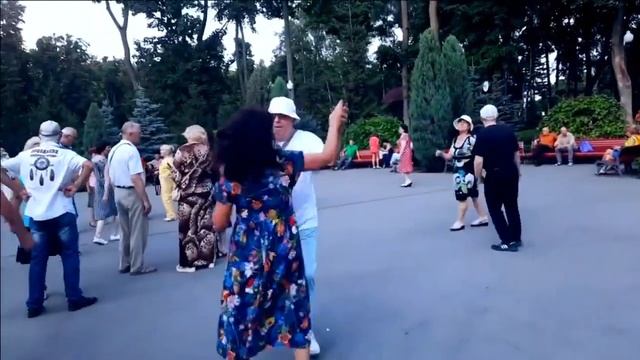 ЖУРАВЛИ, ЖУРАВЛИ УЛЕТАЮТ... смотреть онлайн