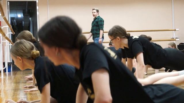 Ансамбль «Линия танца» смотреть онлайн