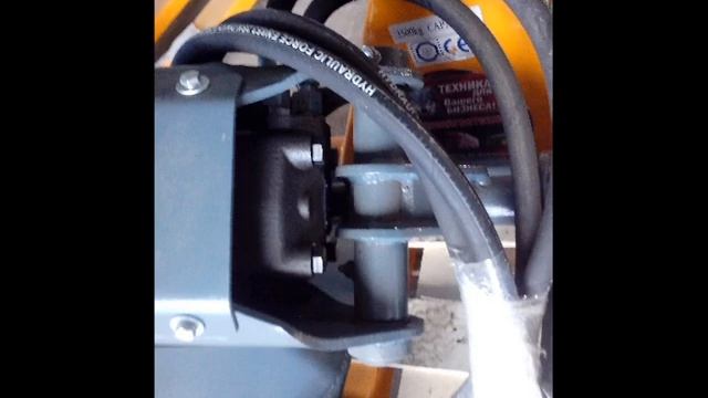 Буровая установка Б-01 навесная на Bobcat смотреть онлайн