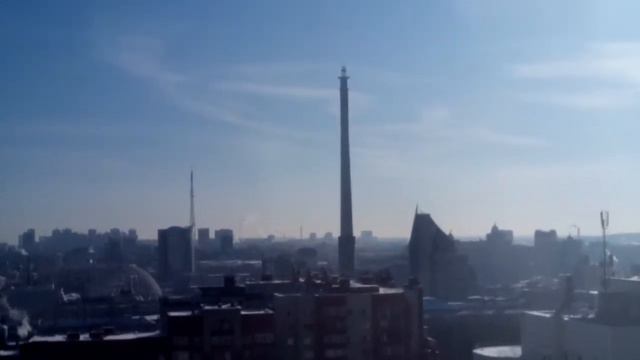 Башня падает в Екатеринбурге смотреть онлайн