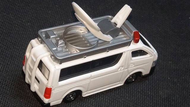 【尼斯丹】トミカ TAKARA TOMY TOMICA COMMUNICATION SATELLITE CARTAKARA TOMY衛星通信車 SCALE 1/64   2020年新車貼