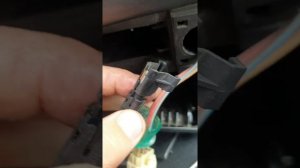 снятие и замена лампочки в прикуривателе на пассат б3