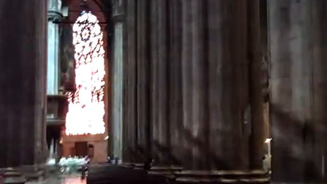 Milan Duomo смотреть онлайн