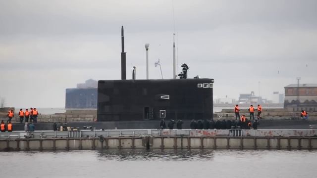 Б-237 «Ростов-на-Дону» проекта 636.3 покидает Балтику смотреть онлайн