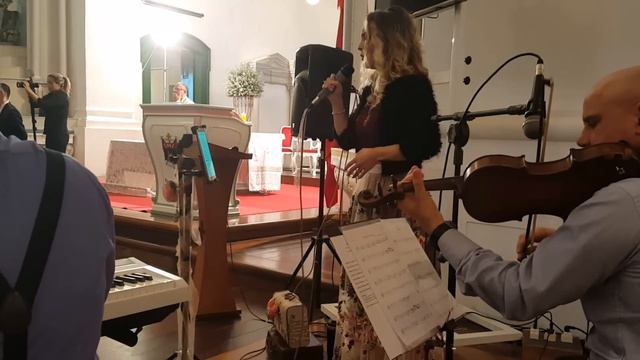 Entrada da Noiva! Marcha Nupcial + Ave Maria em Português por Simone Medeiros смотреть онлайн