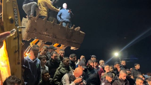 Palestinians gather at the funeral of three people killed in a West Bank Israeli strike | AFP смотреть онлайн