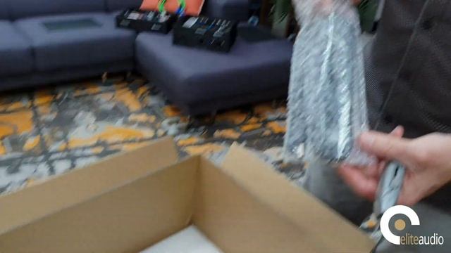 Unboxing Feature - Gato Audio Anniversary Deal смотреть онлайн