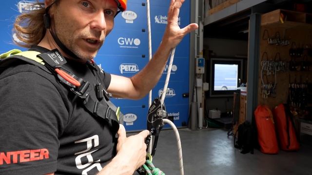 Spark - A First Look At The Skylotec Spark Rope Access Descender