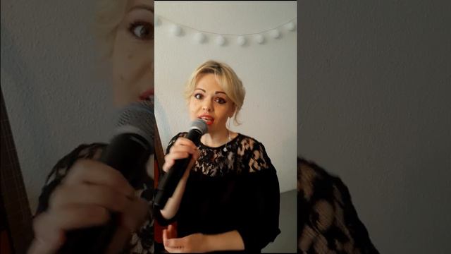 Гузель Хасанова - В пять утра 🎼🎤♥️ (cover Lucia) смотреть онлайн