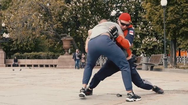 КАЧОК ЖЁСТКО НАПАЛ ВО ВРЕМЯ ПРАНКА! | EDWARD BIL Telegram смотреть онлайн