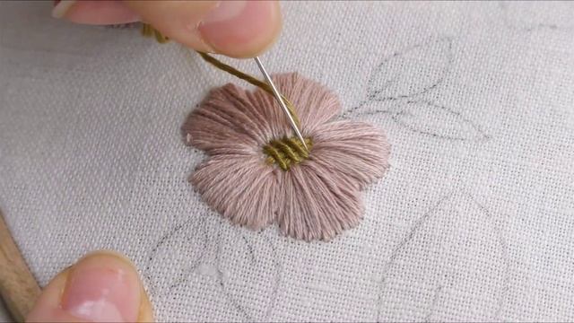 Lilac and cherry blossom. Embroidered Botanical elements for beginners смотреть онлайн