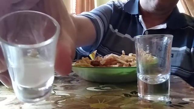 Обжор гуляша,пью и розыгрыш на 1000 подписчиков смотреть онлайн