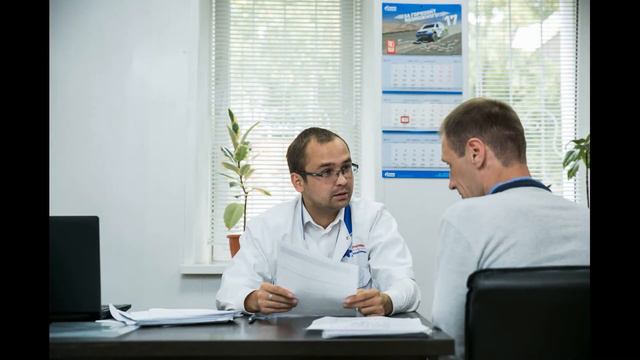 Обязательное психиатрическое освидетельствование работников стали проводить на заводах в России. смотреть онлайн