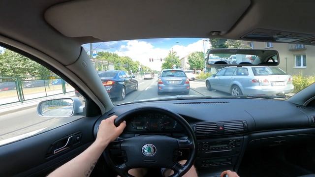 2003 Skoda Superb [1.9 TDI 130HP] POV Test City Drive