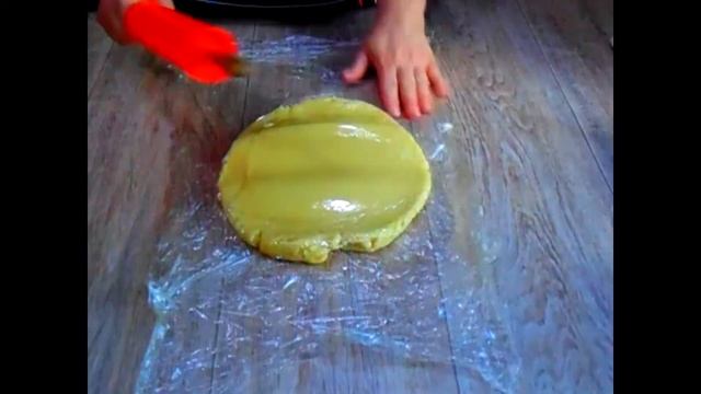 Простое песочное печенье с арахисом из школьной столовой смотреть онлайн