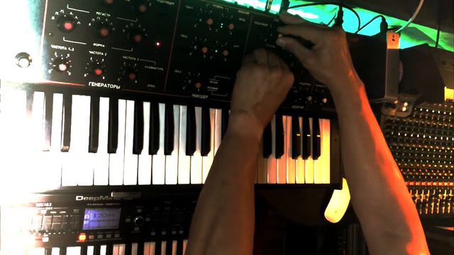 Altair 231 / simple arpeggiation and tweaking смотреть онлайн
