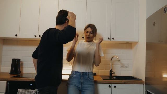 Каждая строчка пронзает до глубины души "Случайных людей не бывает" смотреть онлайн