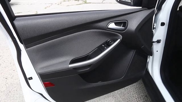 FORD Focus (БЕЛЫЙ) смотреть онлайн