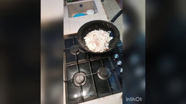 Пирог с курицей и капустой