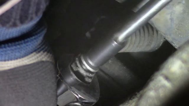 Smart Fortwo Coupe W451 1.0 L Starter-Alternator Belt Tensioner Replacement PART 1 Of 2 смотреть онлайн