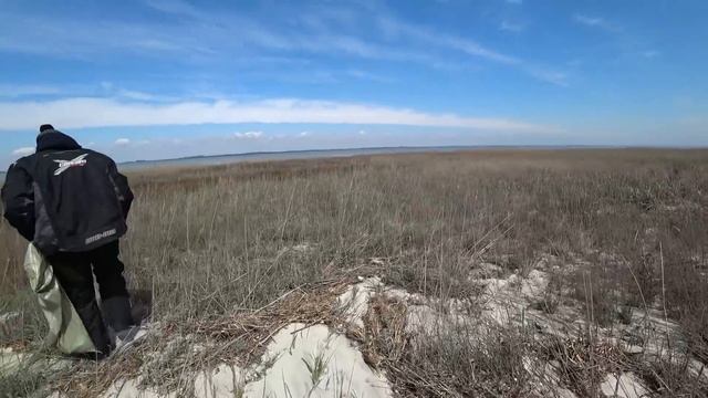 Такого вы не увидите летом! Обзор пляжа на острове Джарылгач 2021. Курорт Лазурное, Черное море смотреть онлайн